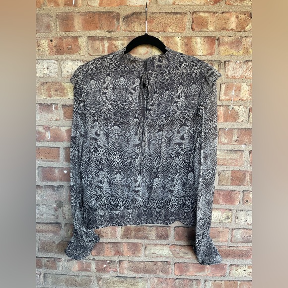 Free People Roma Smocked Sheer Reptile Print Blouse🖤 - Picture 7 of 12